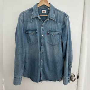 Levi’s Barstow Snap button western shirt medium